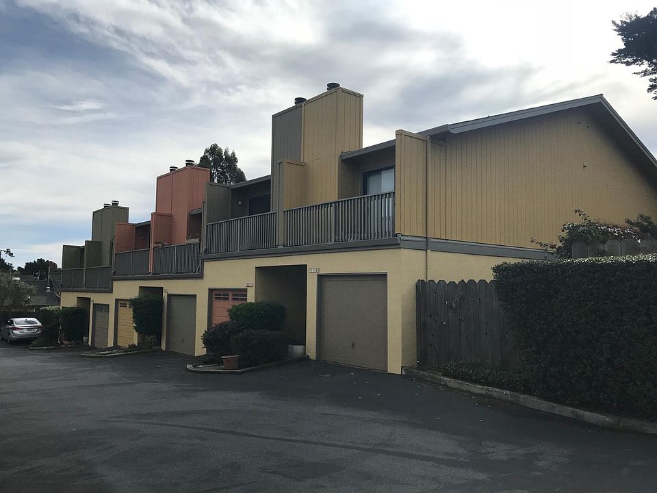 1st image of 2422 Oriole Ln