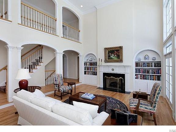 5th image of 8 Oakleigh Ln