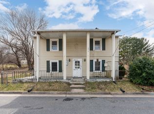 1516 2nd St, Waynesboro, VA 22980