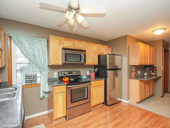 4th image of 803 W Detroit Ave