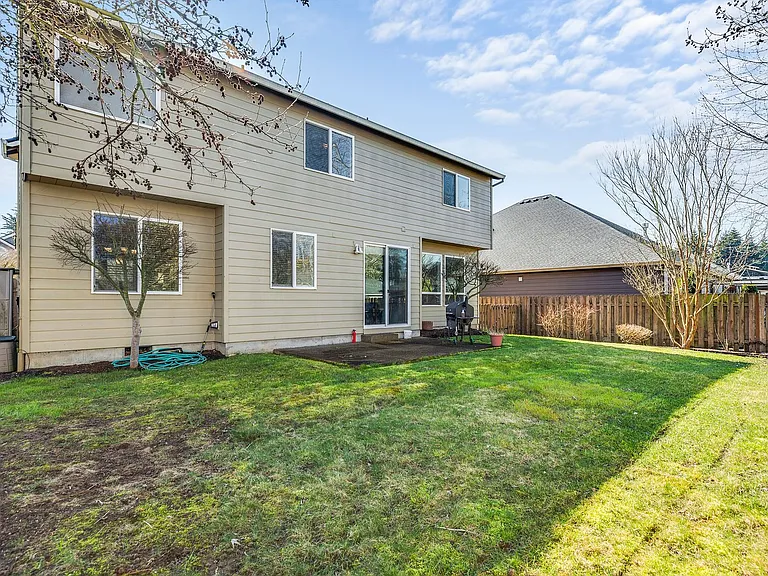 336 SE 14th Pl — Photo 22