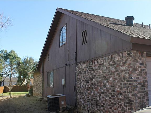 5th image of 713 Mockingbird Dr