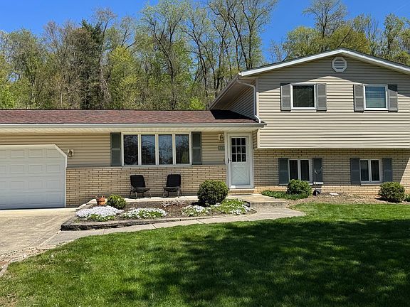 3rd image of 391 Clearview Dr