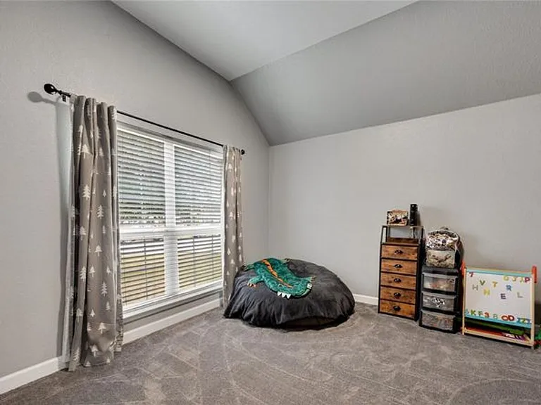 4325 Rolling Water Dr — Photo 18