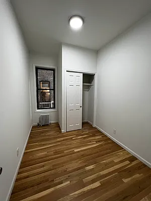 Rented by Salon Realty Corp | media 18