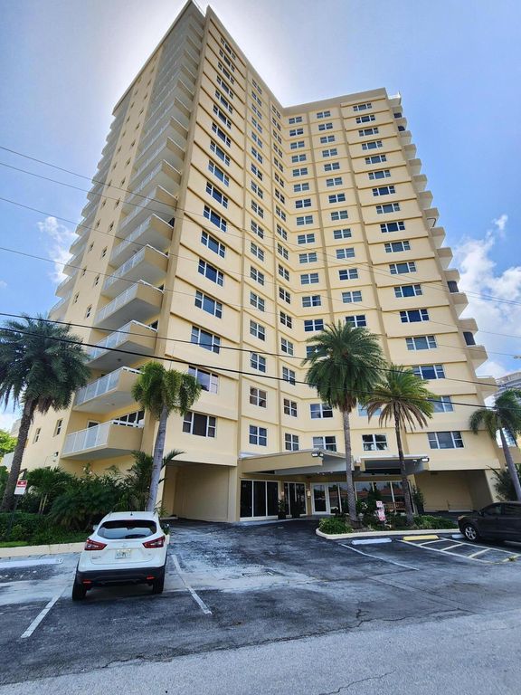 1200 HIBISCUS Avenue #1006, Pompano Beach