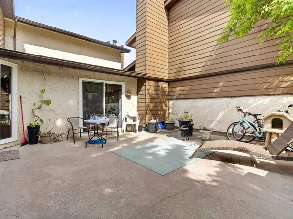5404 E 10th Ave SE #334, Calgary, AB T2A 5G4