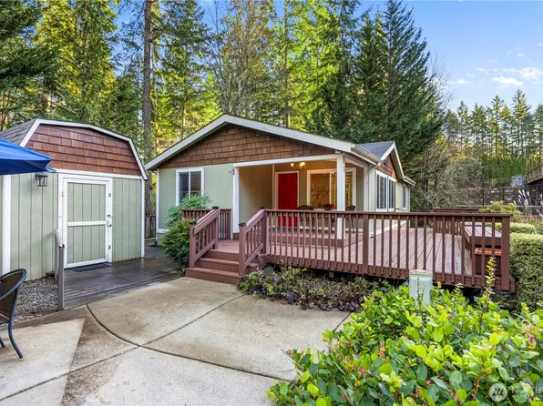 920 E Mason Lake Drive E, Grapeview, WA 98546