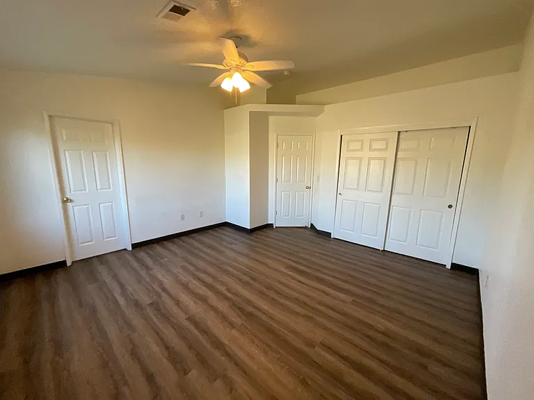 1388 Barcelona Way — Photo 18