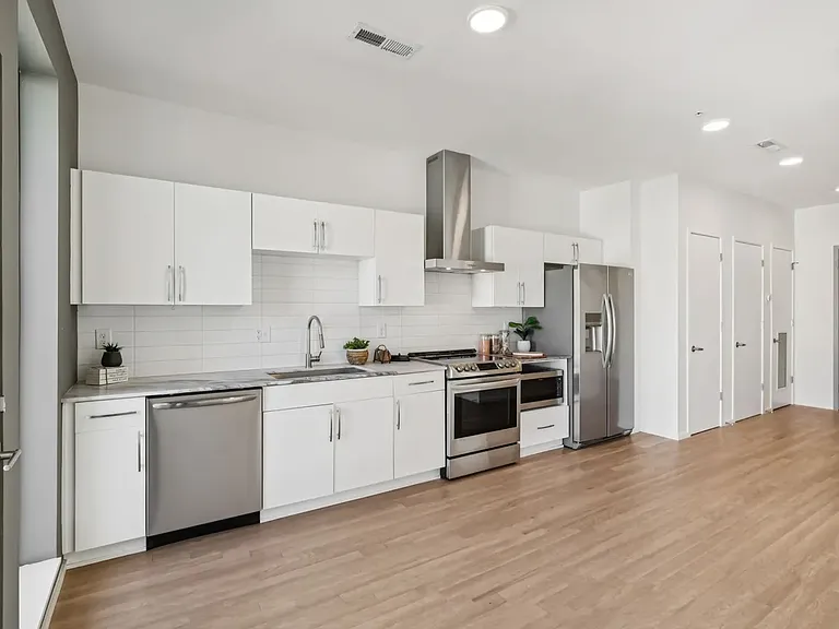 806 Olympic St #407 — Photo 16