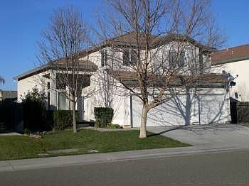 2nd image of 8955 Cobble Crest Dr