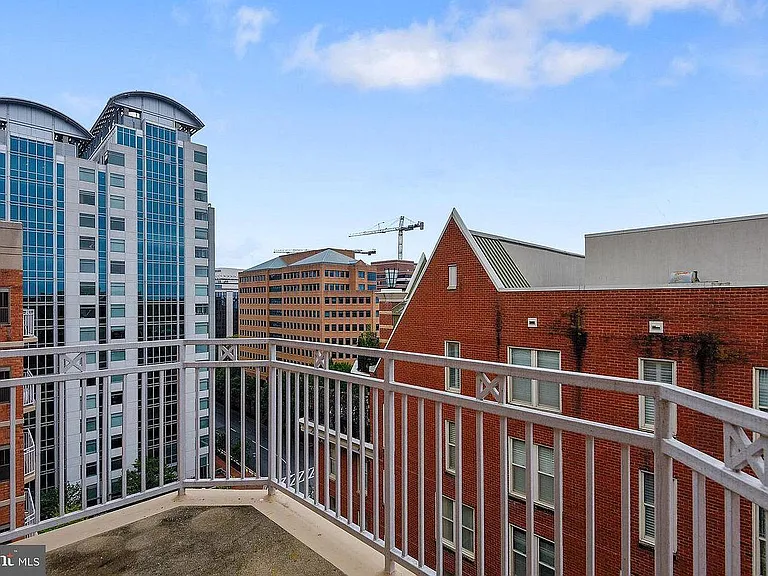 7500 Woodmont Ave #1202 — Photo 18