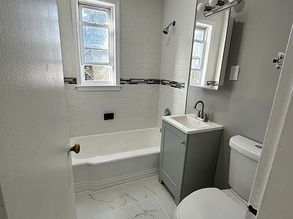 4th image of 87 S Highland Ave APT B24