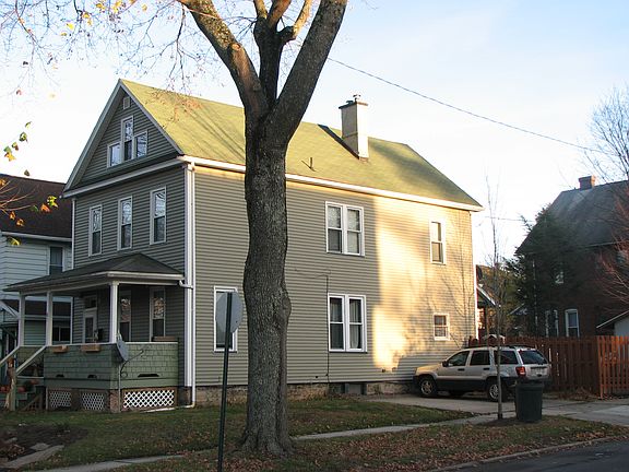 2nd image of 61 Clarion St