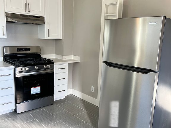4th image of 108 N Lee Ave
