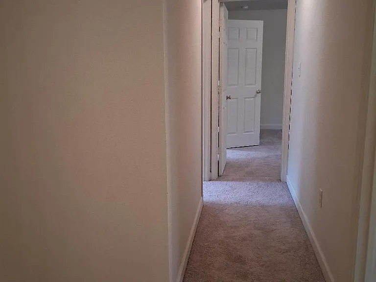 12904 Arsenal Ct — Photo 18