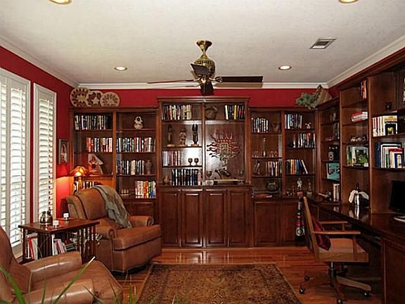 5th image of 4109 Beacon Hill Ct