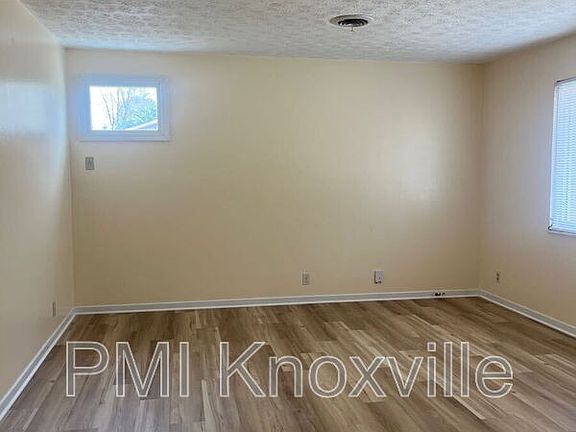 4th image of 6513 W Garwood Cir