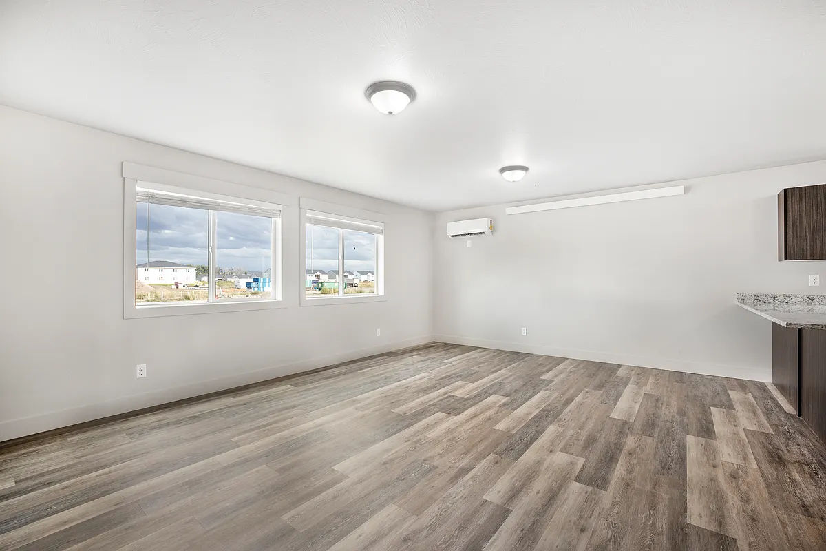Building Photo - 6123 N Silver Fox Rd #2