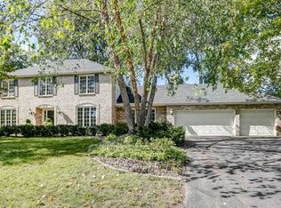 7216 Lanham Ln, Edina, MN 55439