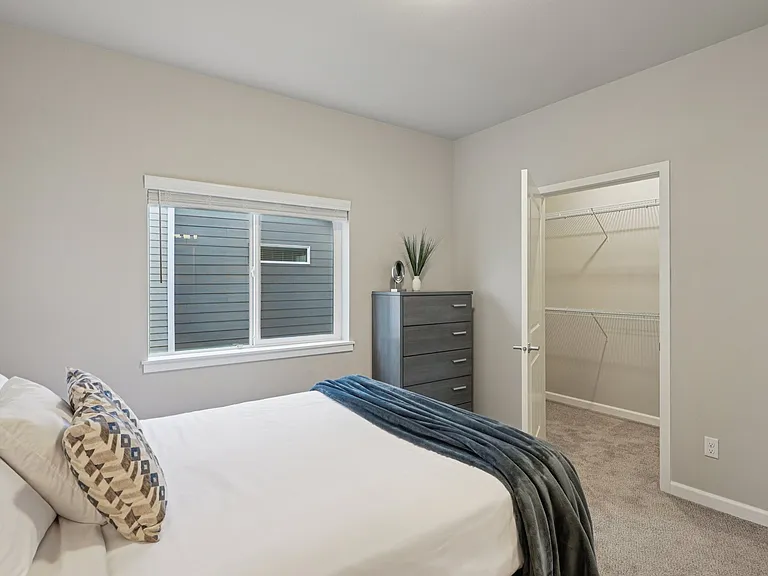 Tahoma Terrace Apartments — Photo 79