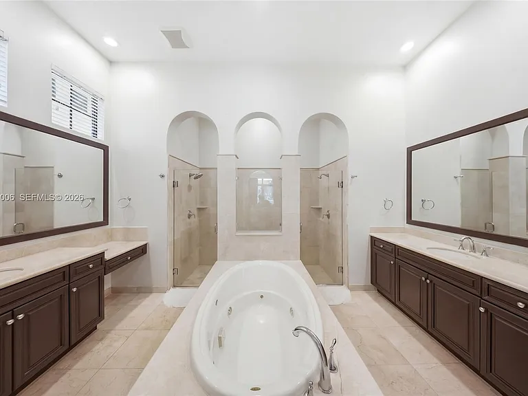 9564 Exbury Ct — Photo 24