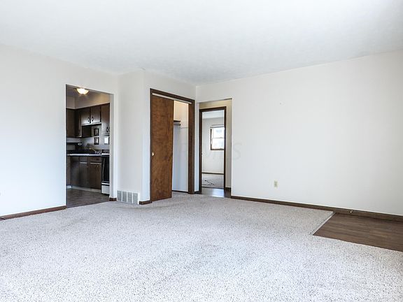 5th image of 111 North St #113