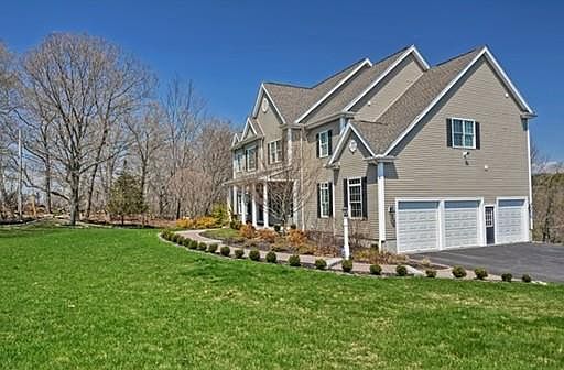 1st image of 3 Hales Pond Ln