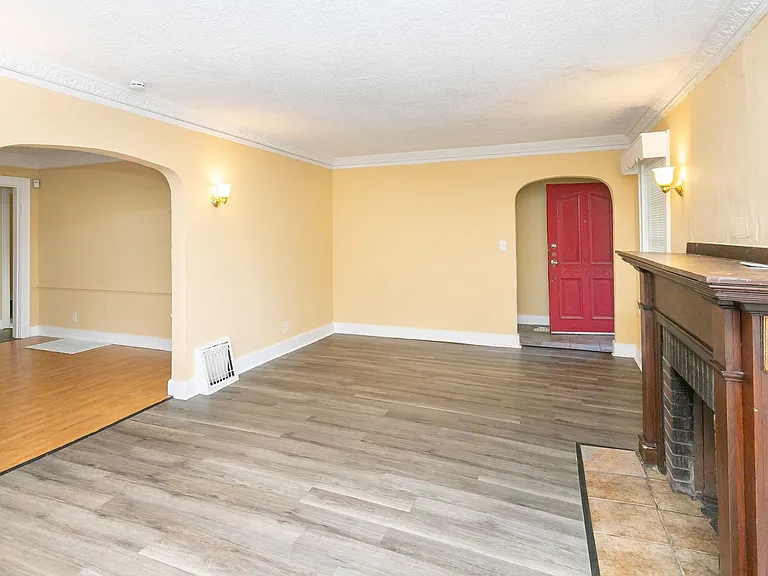 7210 Bellefontaine Ave — Photo 4