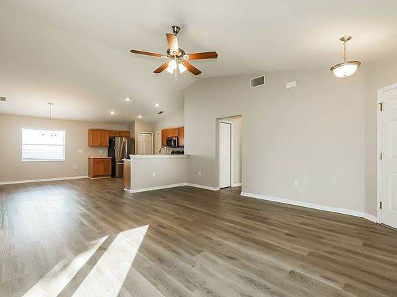 4th image of 11341 Southwind Lake Dr
