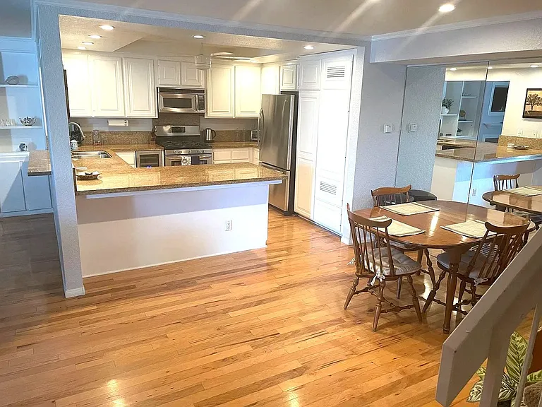44 Montego Ct — Photo 4