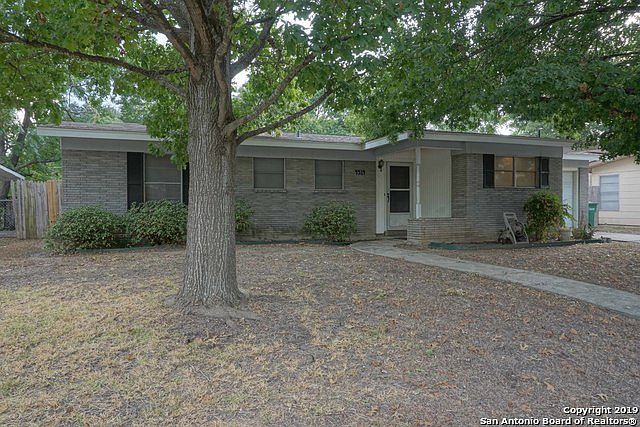 1st image of 4514 Diamondhead Dr