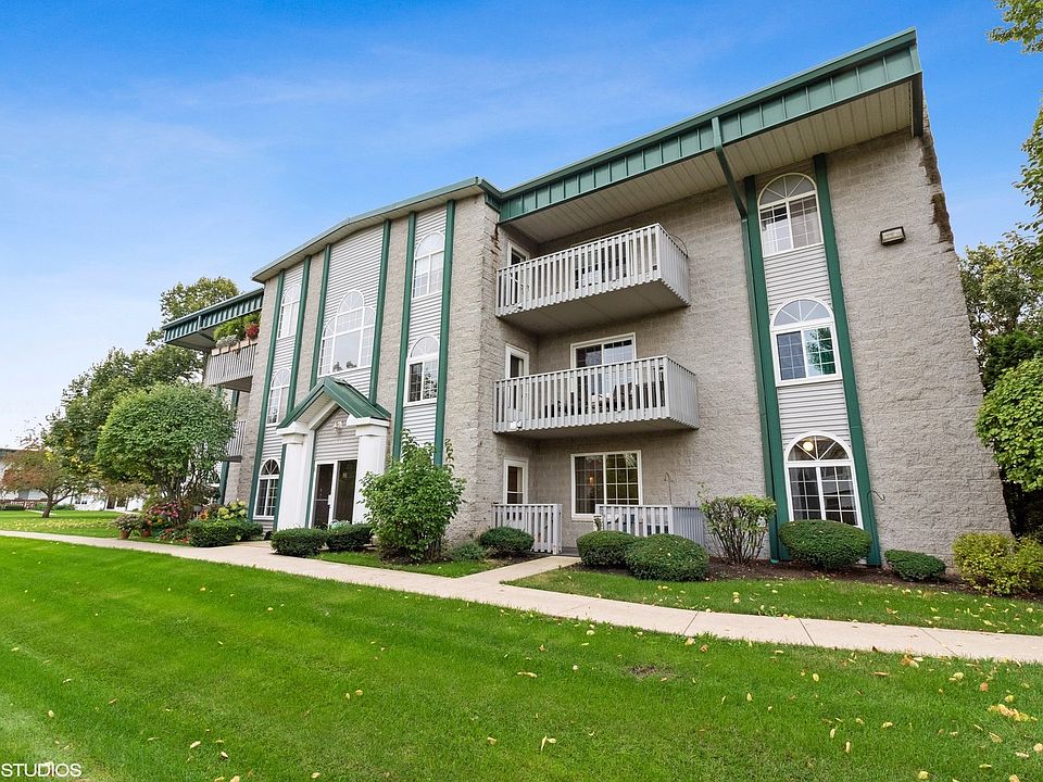 1st image of 2899 Heritage Dr APT 1C