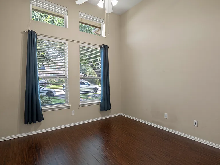 1003 Hunters Creek Dr — Photo 7