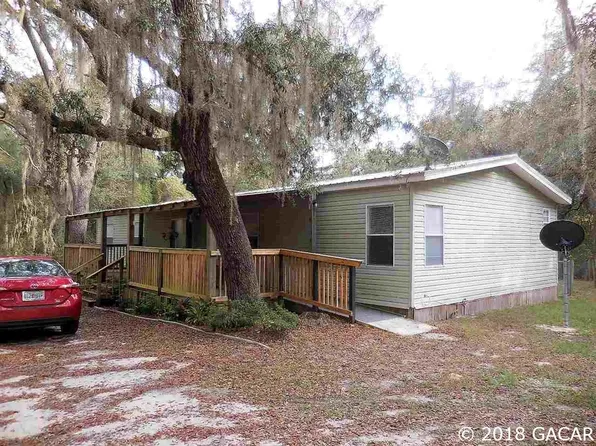 92 Twin Lakes Rd, Hawthorne, FL 32640