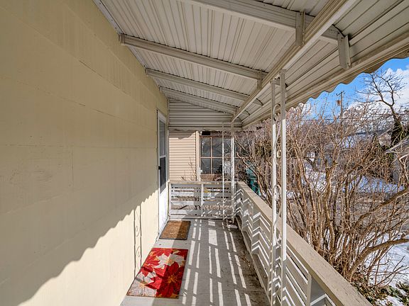 5th image of 23921 Oxford St #2