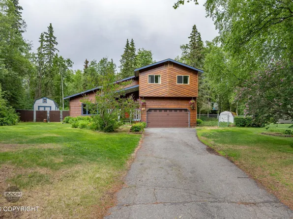 19434 Laura Lee Cir, Eagle River, AK 99577