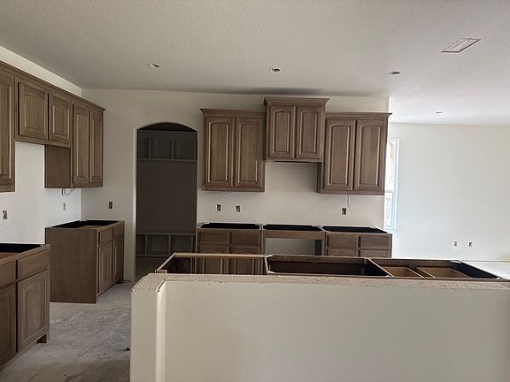 3rd image of 1124 Trinity Dr