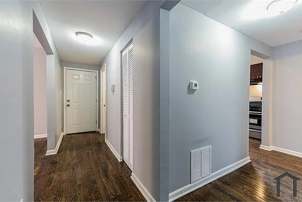 7525 S Kingston Ave #2E — Photo 7
