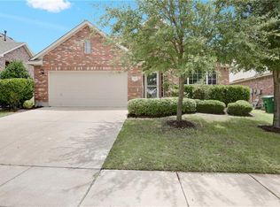 7917 Cedar Lake Ln, Fort Worth, TX 76123