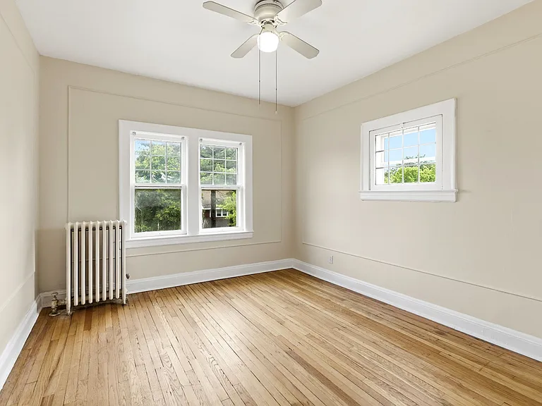 3214 Yorkshire Rd #301 — Photo 9