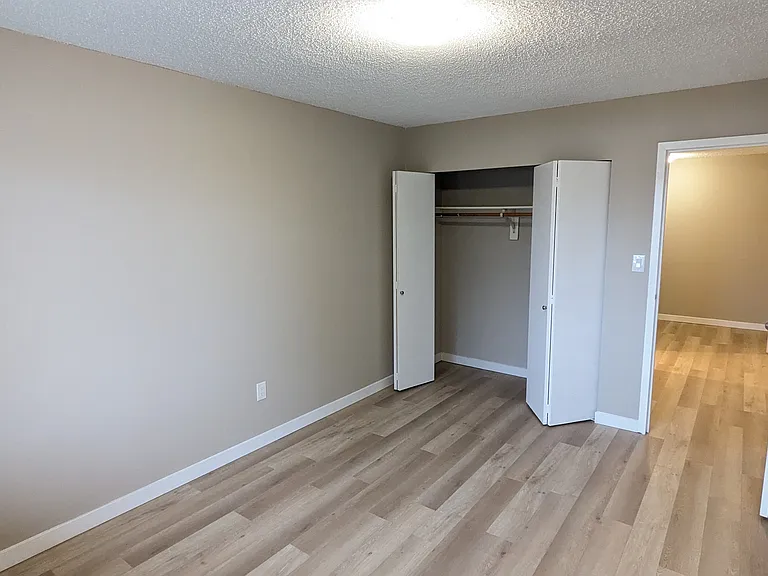 46180 Bole Ave — Photo 11