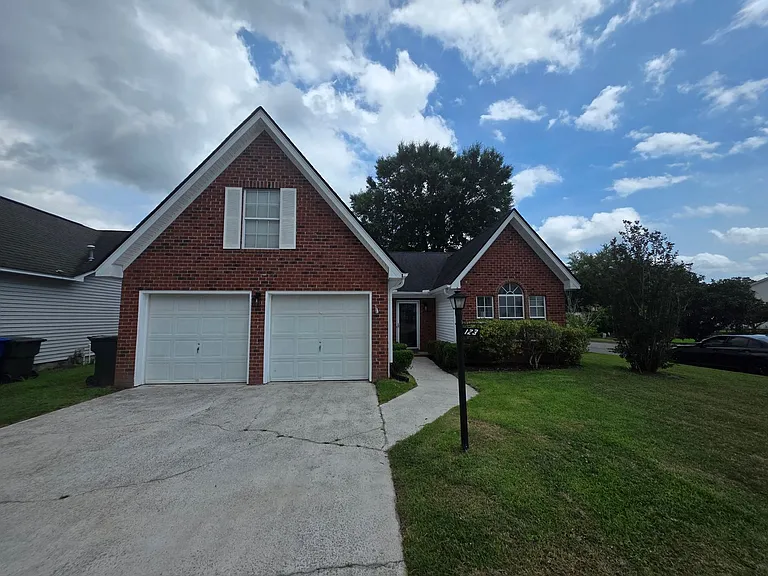 123 Toura Ln — Photo 1