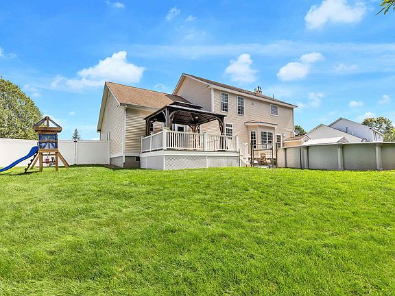 3rd image of 109 Filips Glen Drive