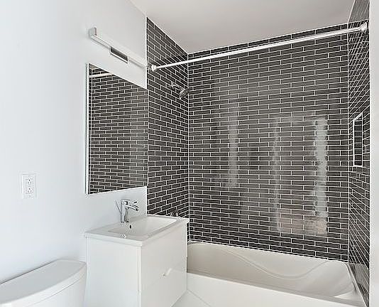 5th image of 345 E 93rd St #18EF
