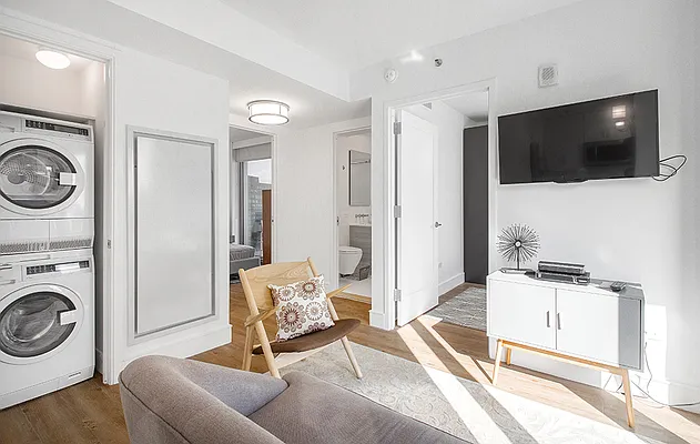 Rented by Mirador Real Estate | media 68