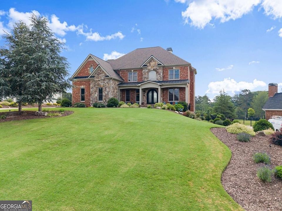 1st image of 4645 Manor Dr
