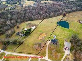 1218 Clark Ridge Rd, Fisherville, KY 40023