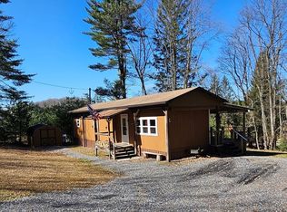 49 Red Hill Rd, Renovo, PA 17764
