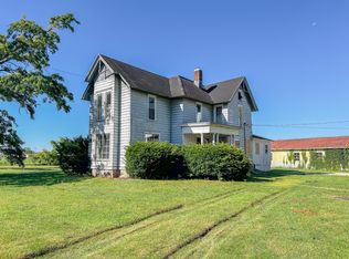 28701 Middle Crossing Rd, Dowagiac, MI 49047